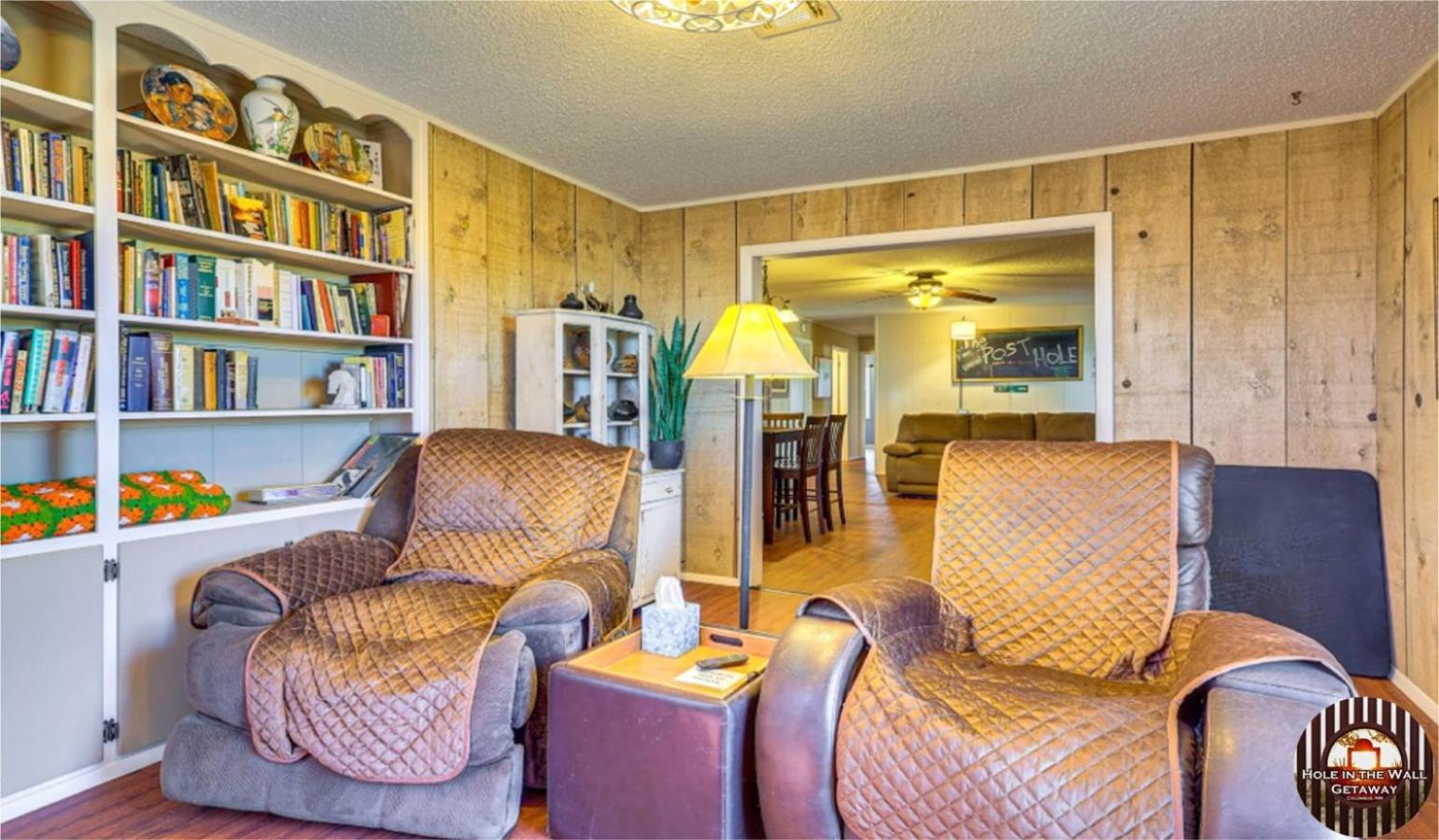 Hole In The Wall Getaway - Usa Mexico Border Bed And Breakfast Columbus 外观 照片