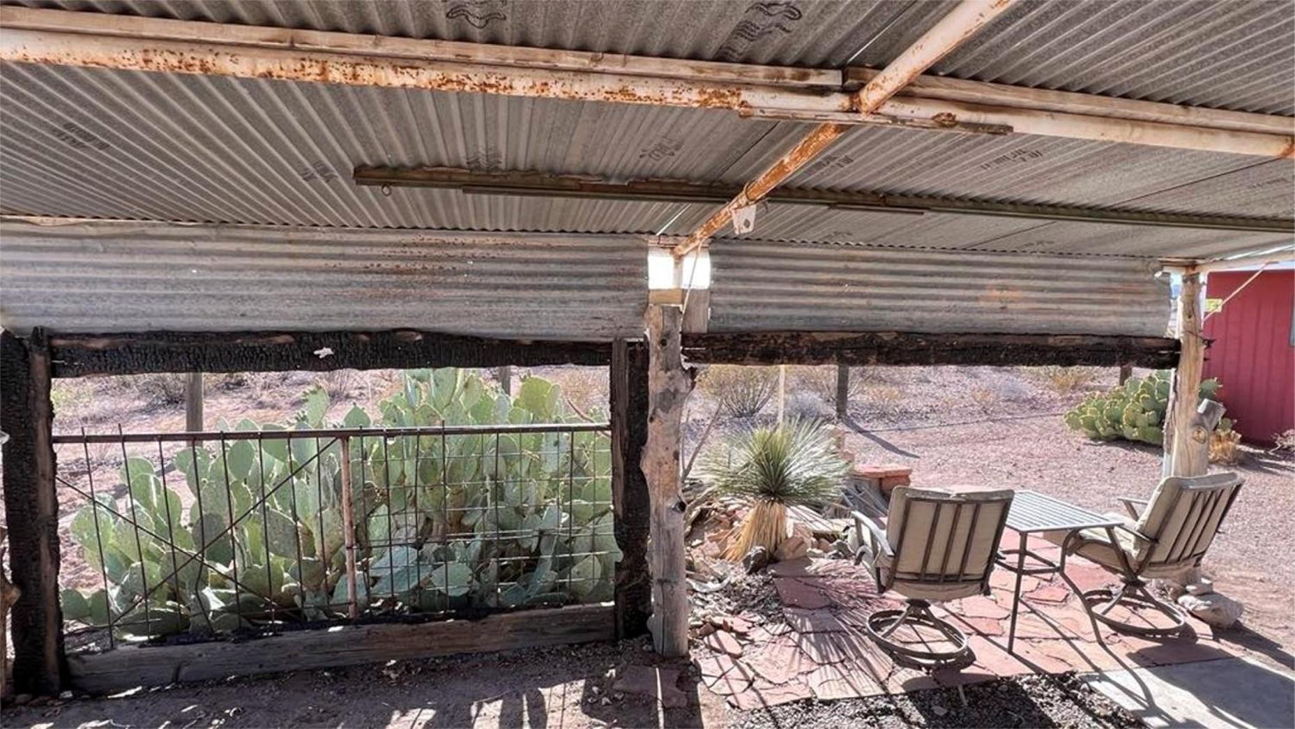 Hole In The Wall Getaway - Usa Mexico Border Bed And Breakfast Columbus 外观 照片